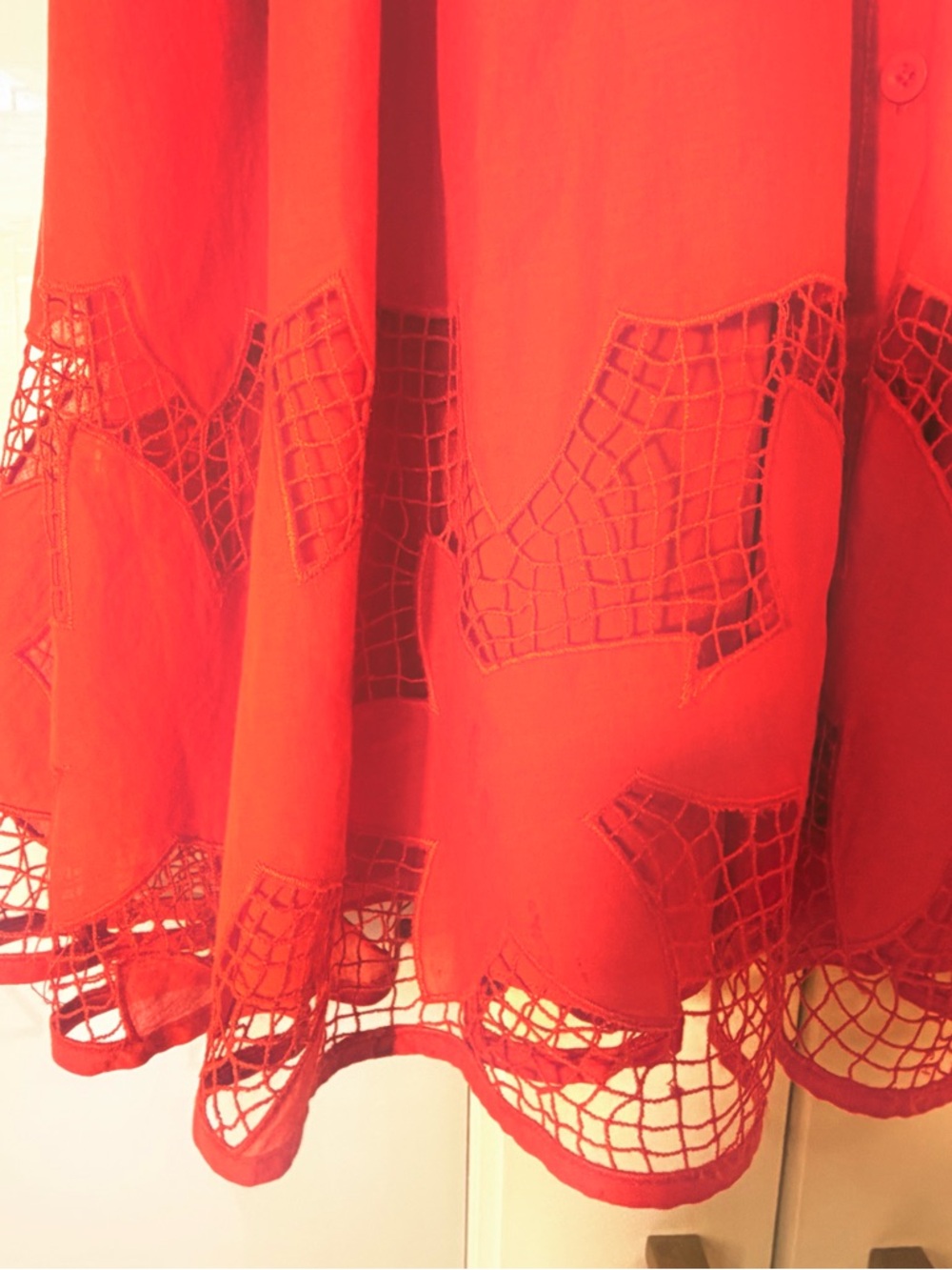 Alice + Olivia Red Silk Lace-Panel Dress - Picture 4 of 6